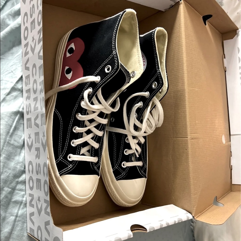 Come des Garçons Converse shoes in size 11 men or 13 wmn
